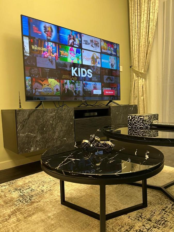 Luxury 2 Bedroom With Burj Khalifa View Dubai Luaran gambar